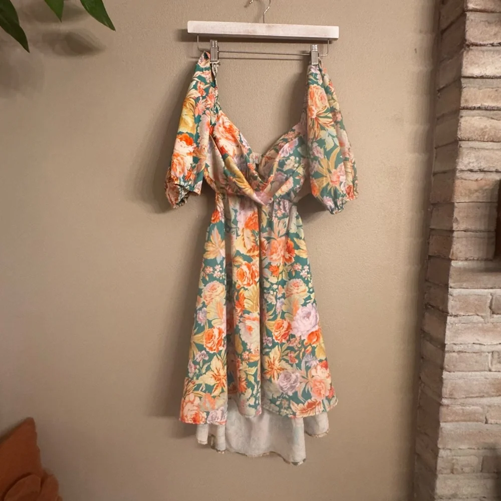 HELLO MOLLY On The Beat Floral‎ Mini Dress - Picture 2 of 7